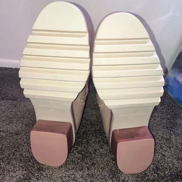 Bernardo knee high boots Size 7 Brand New - Picture 7 of 7